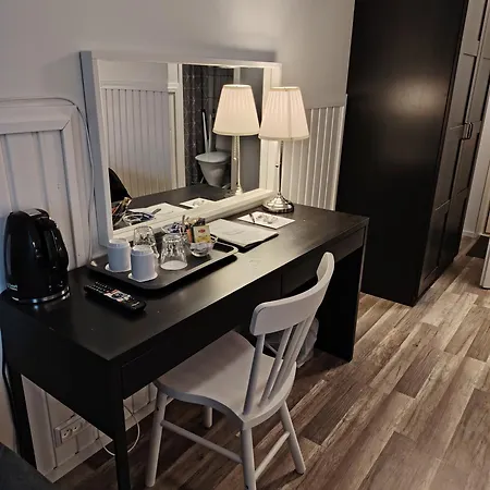 Juthbacka 酒店 Uusikaarlepyy