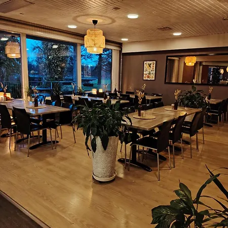 Juthbacka 3* Uusikaarlepyy